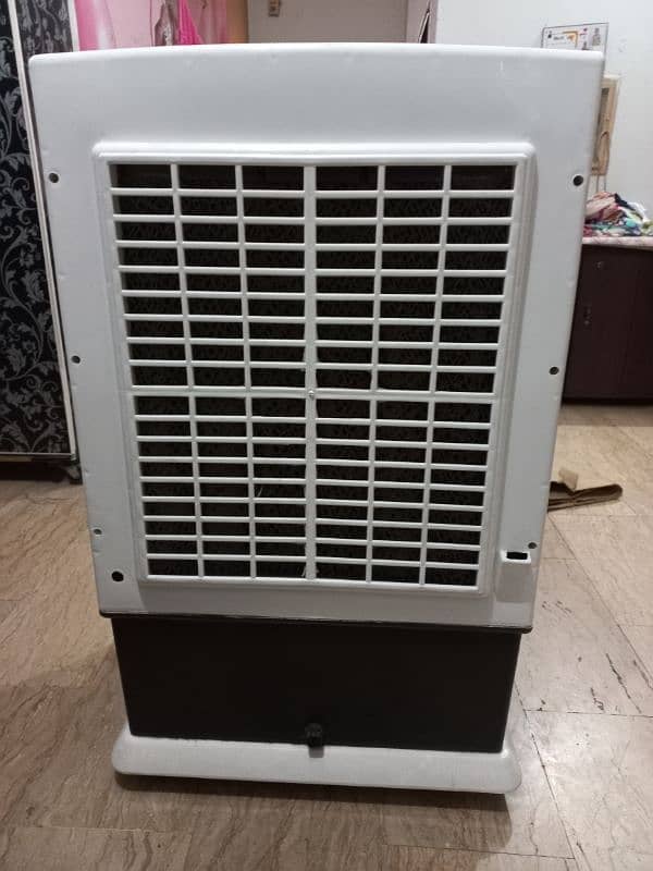 Almost Brand New Air Cooler just 3 months used 1