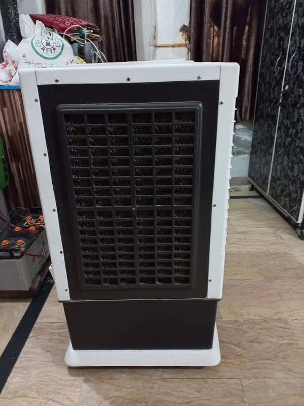 Almost Brand New Air Cooler just 3 months used 4