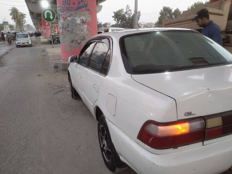 Toyota Indus Corolla XE 2001 8