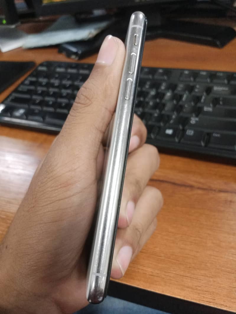 Iphone XS (PTA Proved) 1