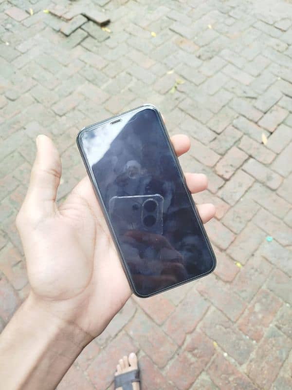 IPhone 11 pro/Non PTA 0