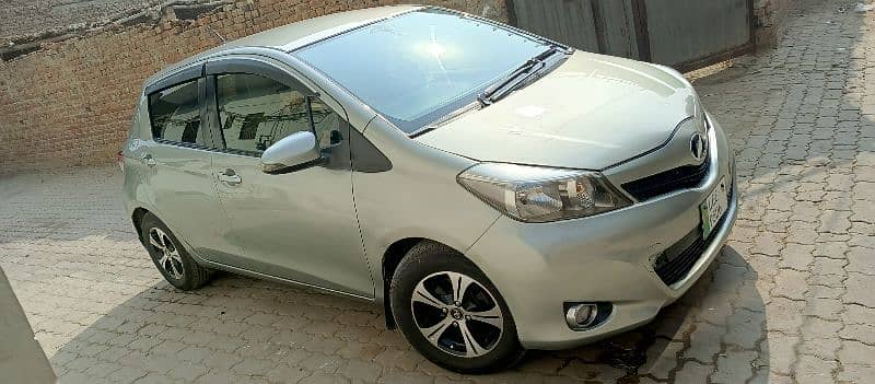 Toyota Vitz 2012 2