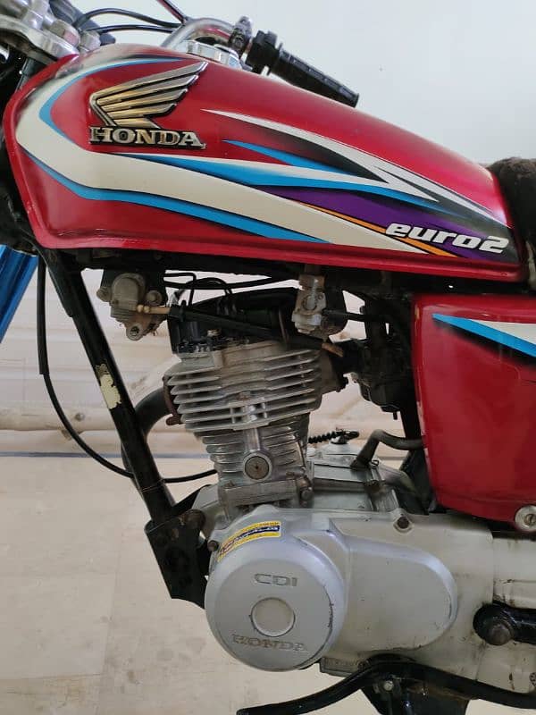 Honda 125 contact num 03133779884 4