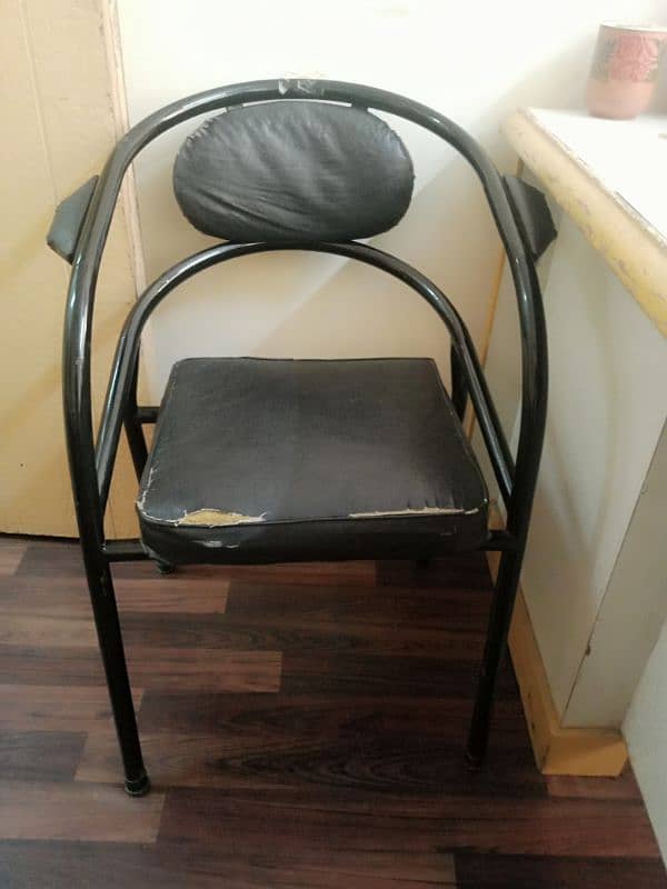 3 chairs Pair Office Used 0