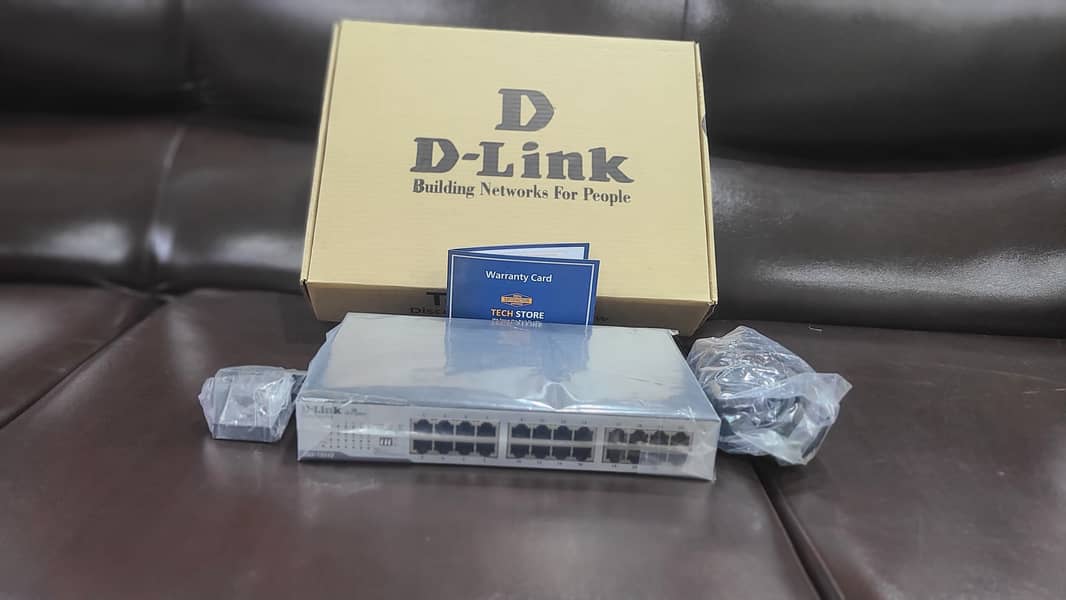 D-Link DGS-1024 Gigabit Un-managed Desktop-Switch | 24-Port (With Box) 3