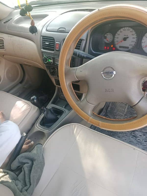 Nissan Sunny 2007 9