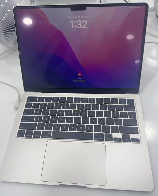 macbook Air M2 base model, brand new, non active. 0