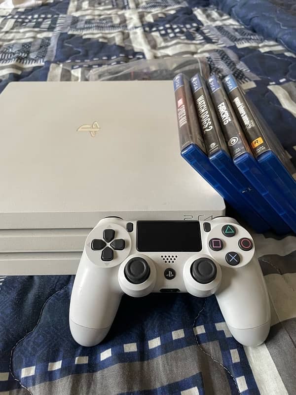 PS4 PRO 1TB With 4 Games 2