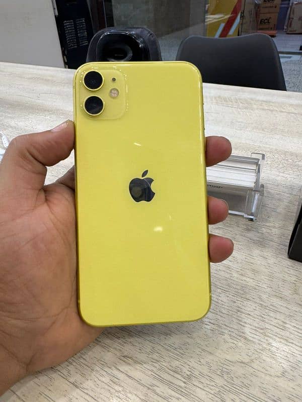 iPhone 11 128GB Official PTA Approved 1