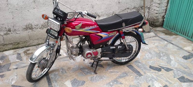 03259930677 only WhatsApp on Honda 70 CC for sale 2