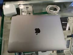 MACBOOK PRO 2018