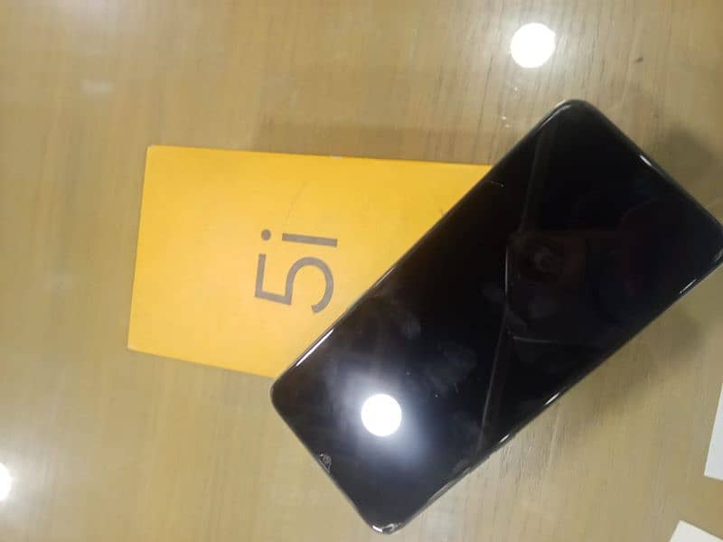 realme 5i 5