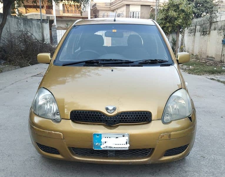 Toyota Vitz 2000 5