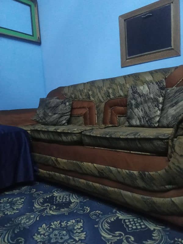 3 seater sofa 2