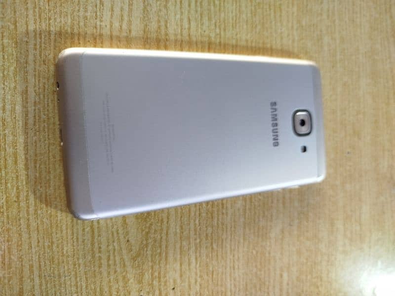 Samsung J7 Max 4/32 2