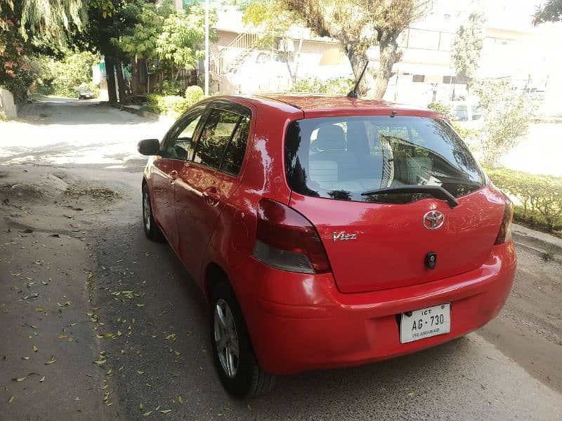 Toyota Vitz 2010 4