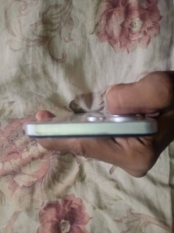 Infinix hot 30 10 10 condition for sale 7