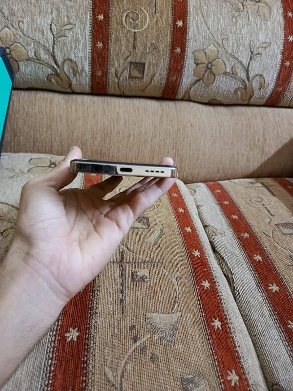 Infinix Note 30 Pro 6