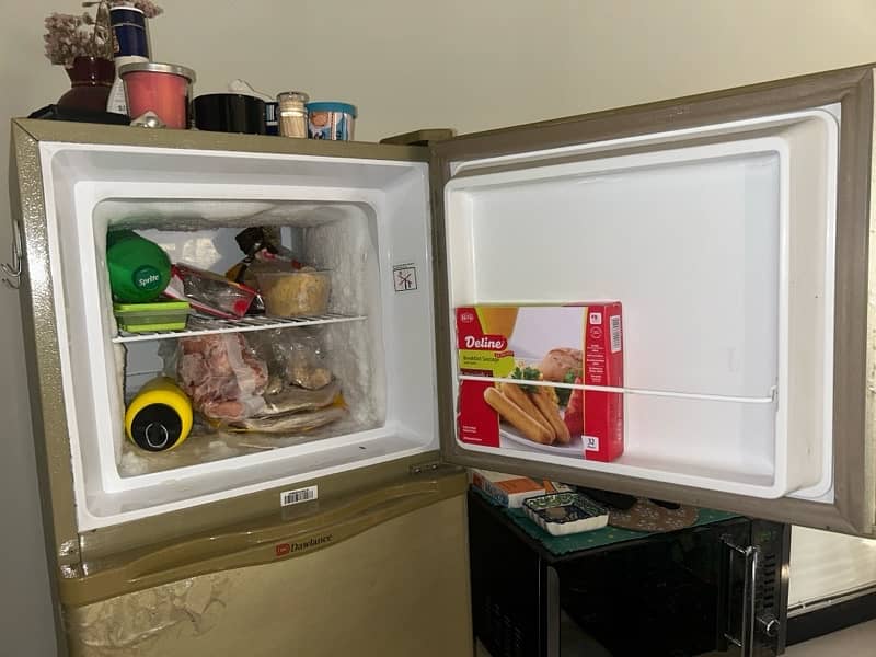 DAWLANCE 2 DOOR 9122 FP FRIDGE 10/10 condition 0