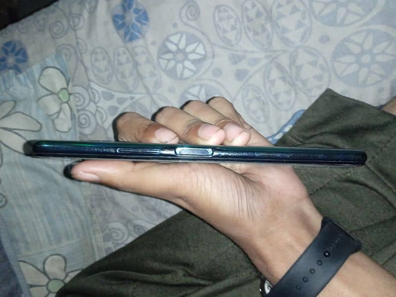 Infinix note 7 4/128 finger off 4