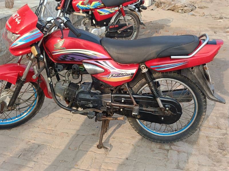 Honda Prider CD 100 0