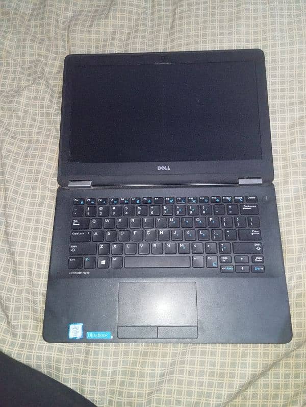 Dell Latitude E7270 2