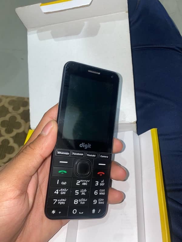 DIGIT 4G E4 PRO | Dual Sim 0