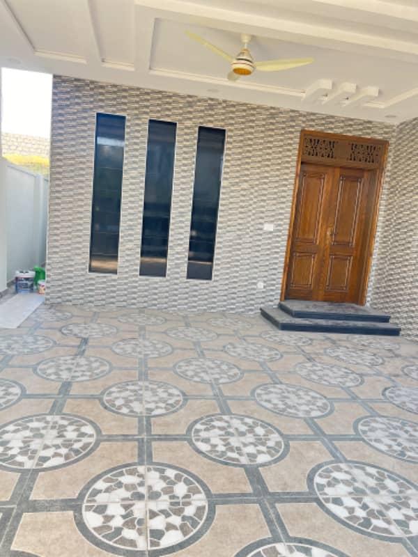 Kohistan Enclave A block 10 marla luxury House For Sale. 4