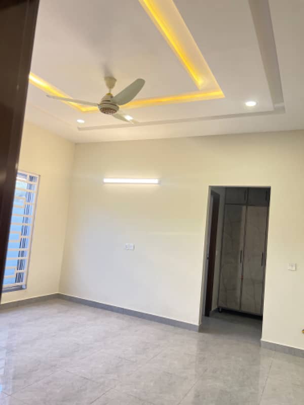 Kohistan Enclave A block 10 marla luxury House For Sale. 10