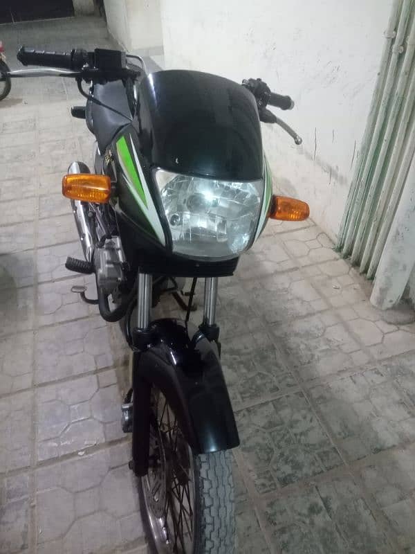 full genuine bike hn, 5 ghair hn , karachi no hn , model 2016hn 4