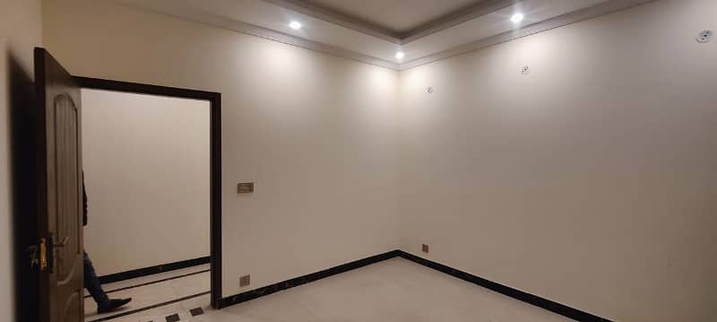 1 bed brand new studio flat for rent near to shokat khanun hospital and umt uni ucp 2