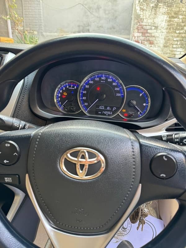 Toyota Yaris 1.3 7