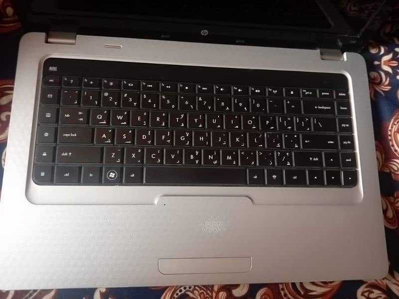 hp g2 notebook 8gb ram i3 1st generation 128gb ssd 6