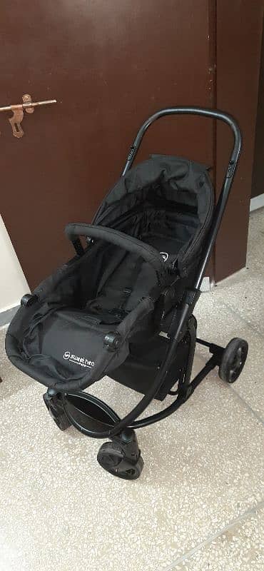 imported baby pram 3 in 1 car seat  10/10 condition 2