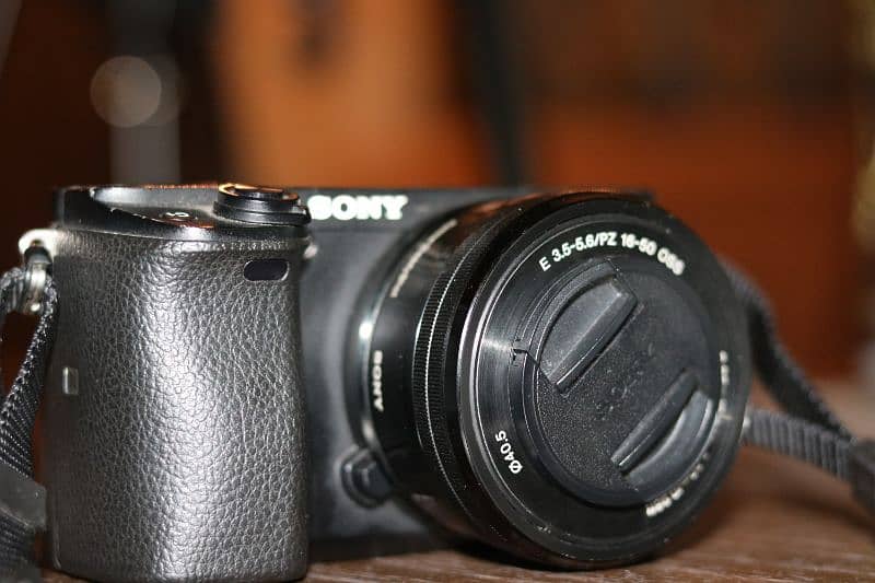 Sony Alpha 6300 LCD Not working 0