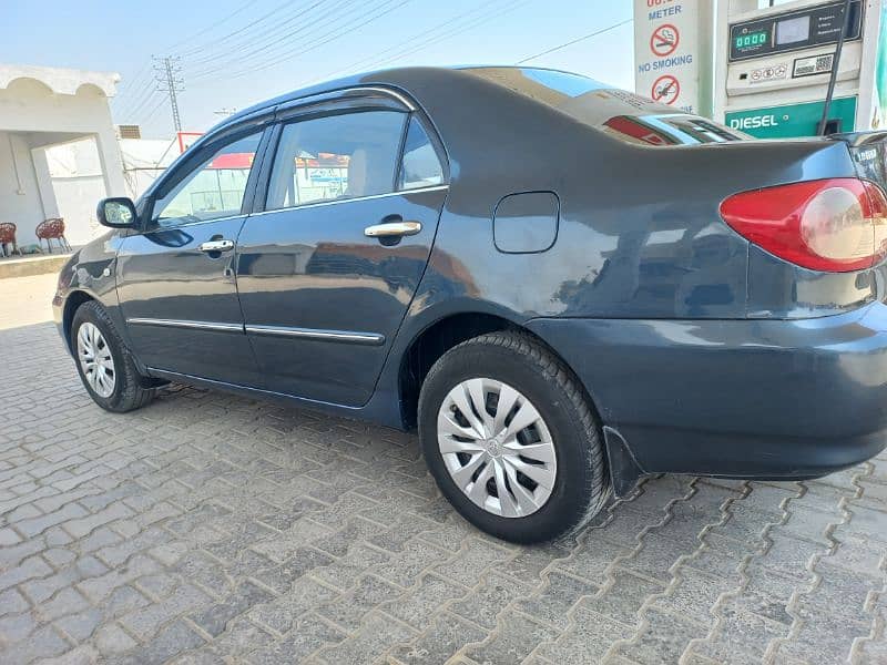 toyota corolla se saloon 2004 3