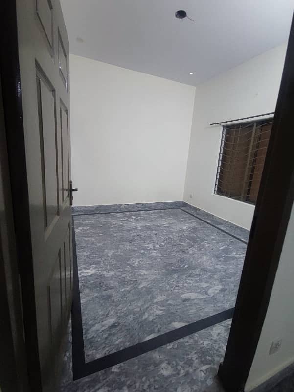 One Bed Living Flat Independent For Rent Near Ucp 3