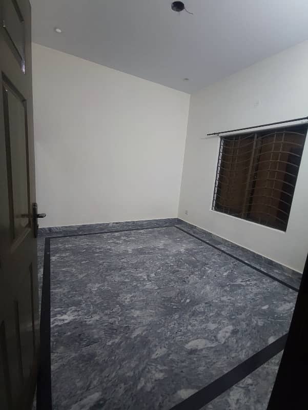 One Bed Living Flat Independent For Rent Near Ucp 5