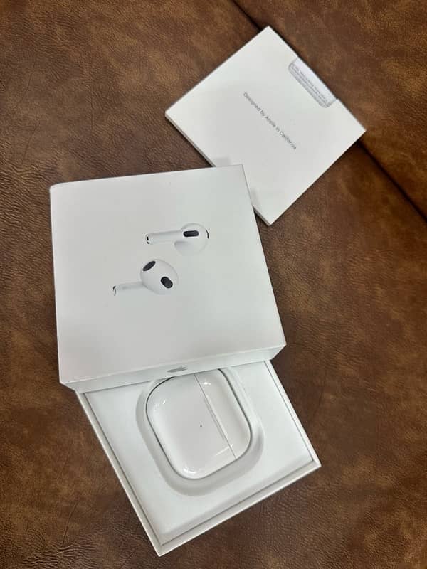 apple airpods 3rd generation 1