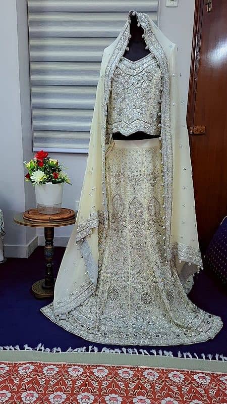 bridal dress for sale 3