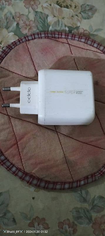 Oppo WOC Charger 1