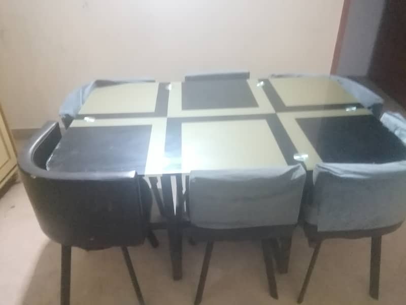 6 Seater dining table 1