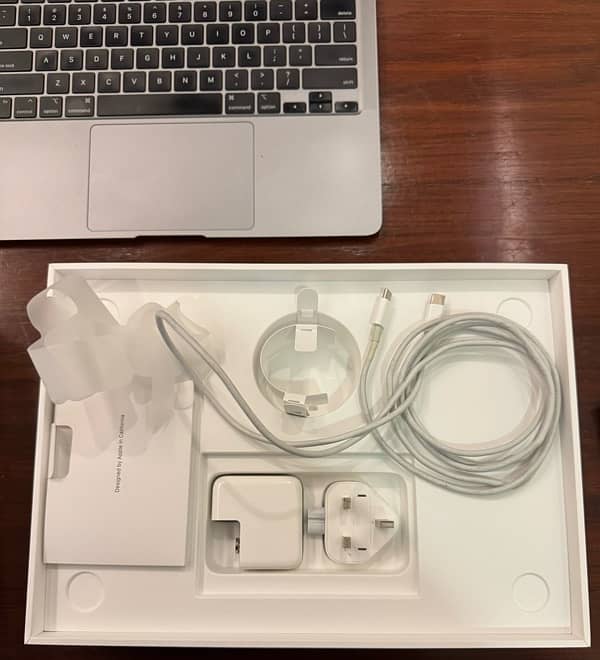 MacBook Air M1 13 inch 0