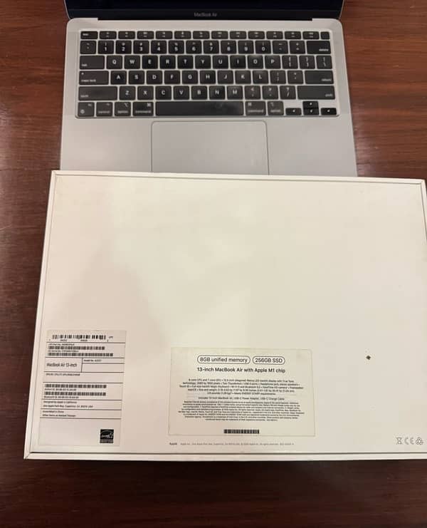 MacBook Air M1 13 inch 3