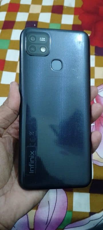 Infinix hot 10i urgent sale 8