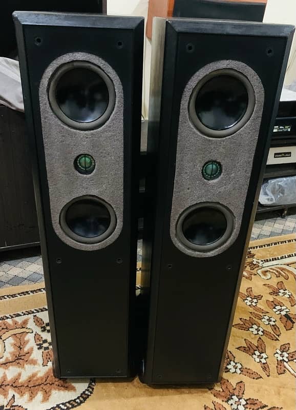 AR9 hi res speaker acoustic research 1