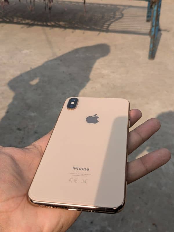 Iphone xs max 256gb 83% battery health 1