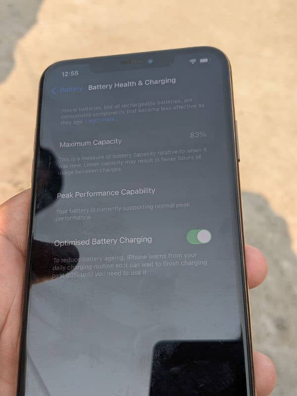 Iphone xs max 256gb 83% battery health 7