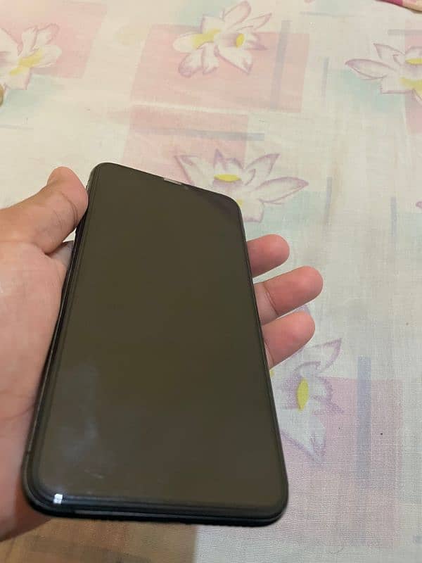 iphone xs max 1