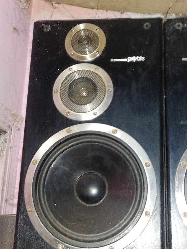 speakers and amplifier for sale 2